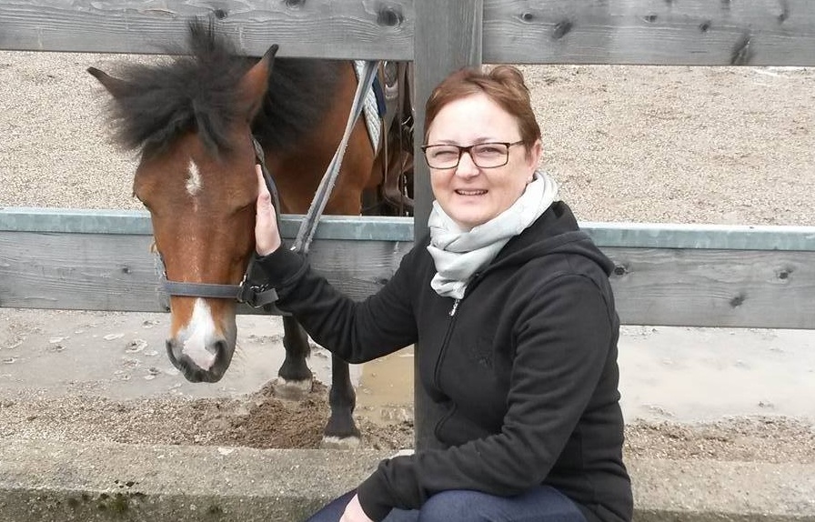 PRIMA DI MORIRE CHIEDE I SOLDI PER I TERREMOTATI