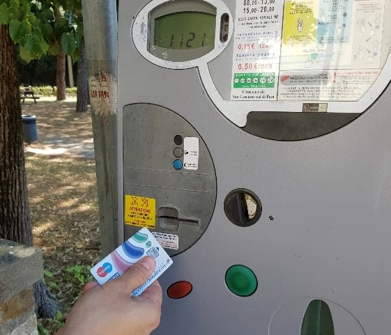 Parcheggio caro? C’è chi falsifica il ticket