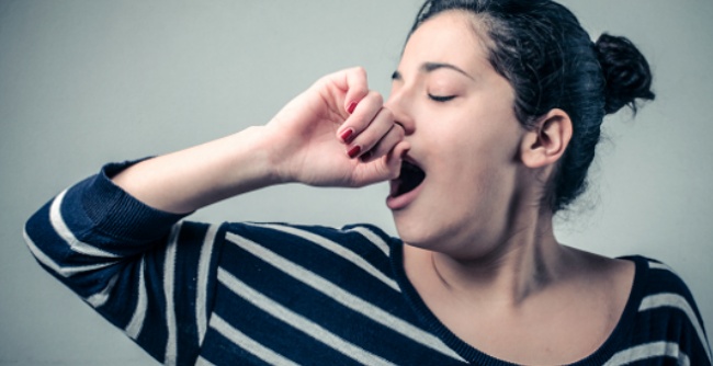 Perché lo sbadiglio è contagioso