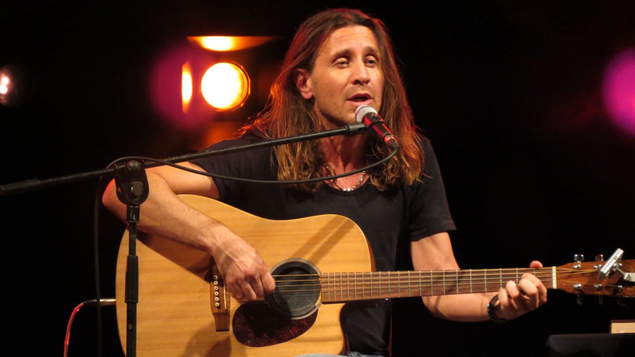 Grande spettacolo con Povia e Amato