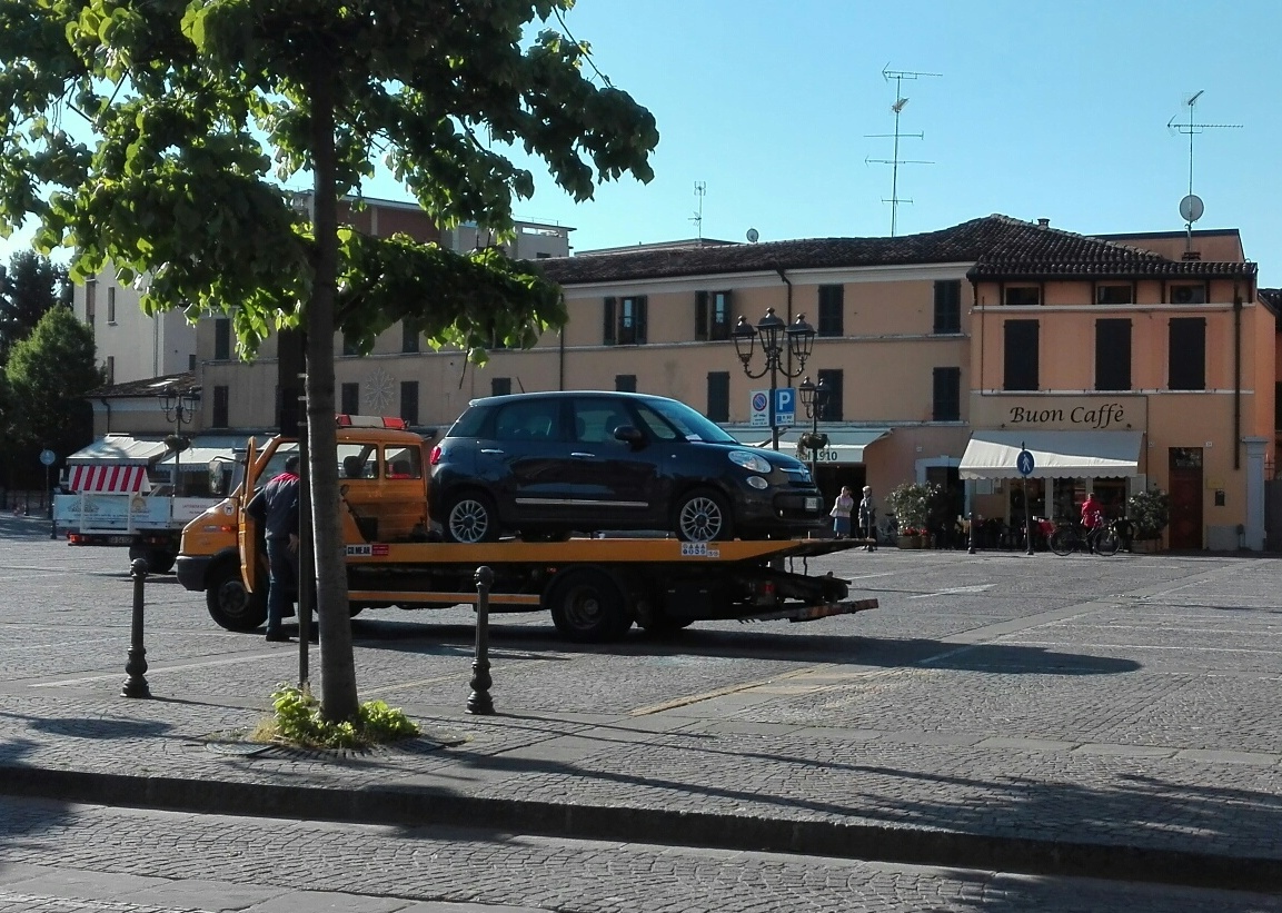Rimozioni forzate in centro