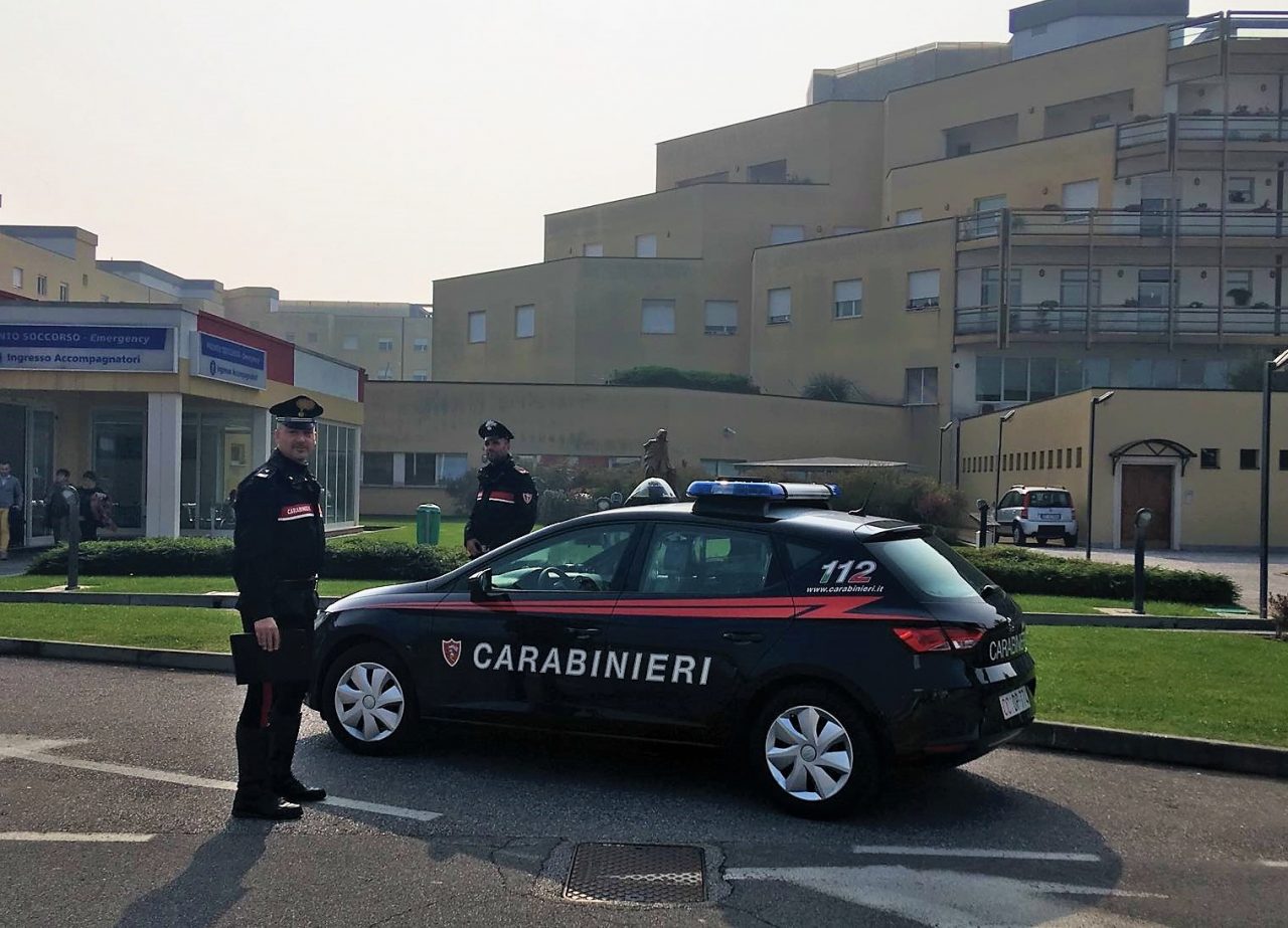 Ruba in ospedale, incastrato dalle telecamere