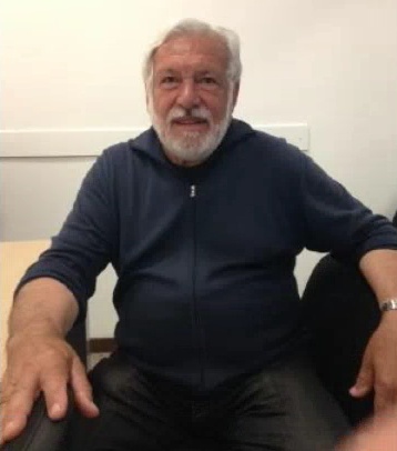 Rubano  fiori e regali dalle tombe del camposanto