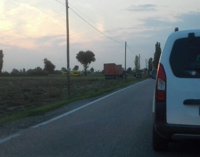 Scontro auto-moto: intervenuto l’eliosoccorso