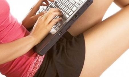 Sesso Online tra maschere e scambisti (parte 2)
