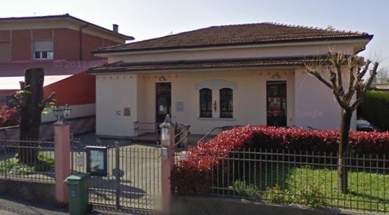 Si picchiano davanti all’asilo dei Chiarini