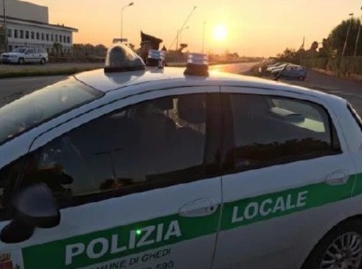 Sputa sui passanti, trasferito in struttura psichiatrica