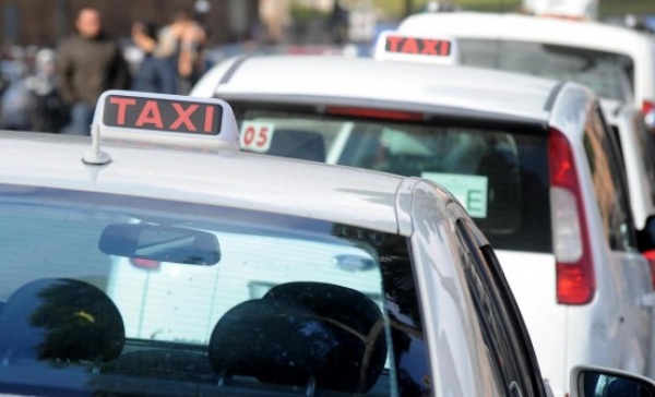 Truffa delle licenze taxi, a Castiglione due denunciati