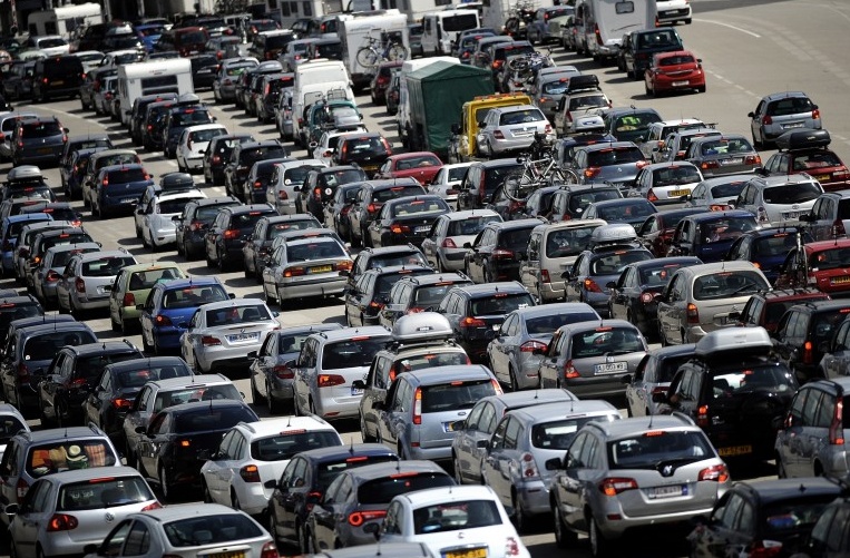 Traffico da bollino nero. Bresciani in ferie