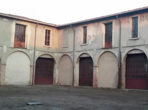 Un cascinale per creare lavoro sfruttando le risorse del paese