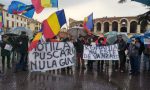 "Uniti salviamo tutta la Romania", in piazza Bra il corteo