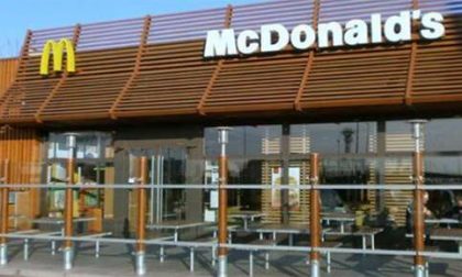 Vandali colpiscono in zona McDonald’s