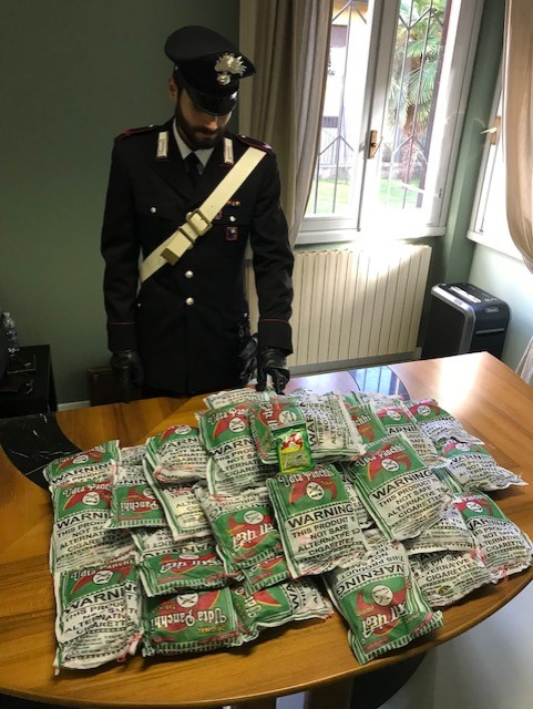 Contrabbando tabacco arrestate tre persone