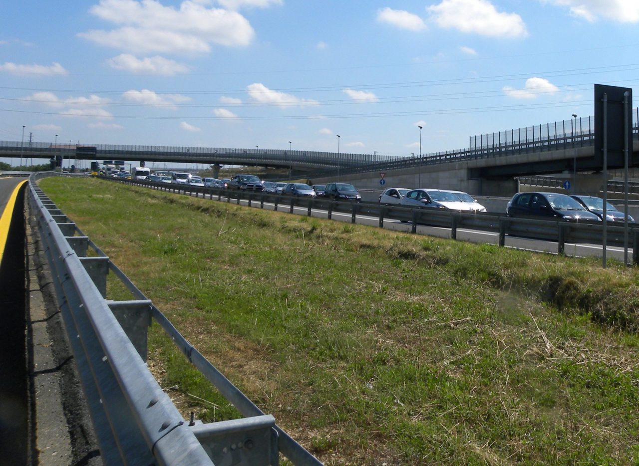 A4 code al casello di Desenzano