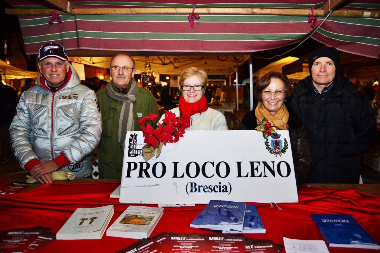 La magia dei mercatini di Natale in piazza