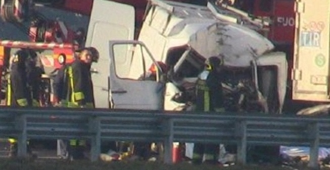 A22: due morti in cinque ore