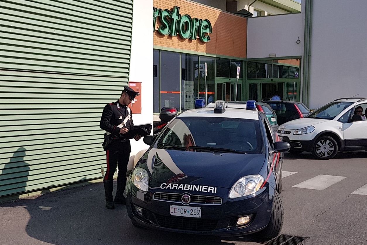 Arrestati due taccheggiatori