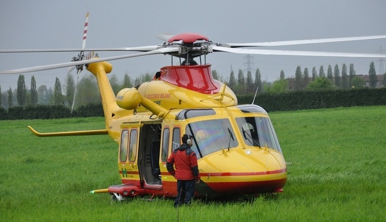 Bimba investita da un’auto, è in gravi condizioni