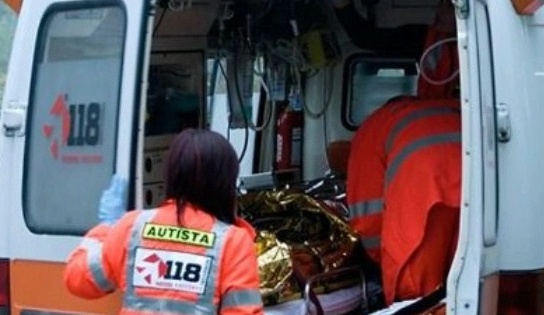 Bimbo di 2 anni muore folgorato in casa