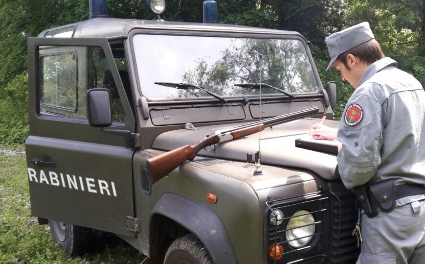 Bracconiere denunciato 12 volte: arrestato