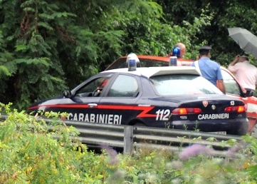 Cade in un dirupo, muore anziano