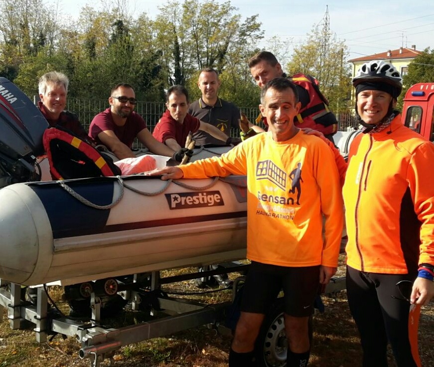 Capriolo salvato dal canale