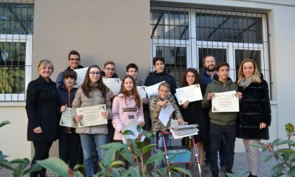 Studenti meritevoli premiati ieri a scuola