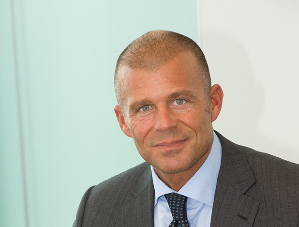 Posta a singhiozzo Nava chiede certezze