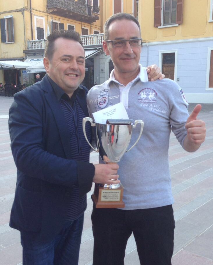 Davide Plebani vincitore della gara dei salami