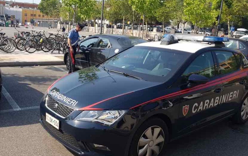 Due arresti per furto ed evasione