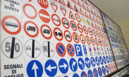 Test scritto per la patente: Brescia è la città lombarda che registra più bocciati