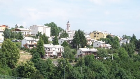 “Facciamo una passeggiata”, e trovano dinamite