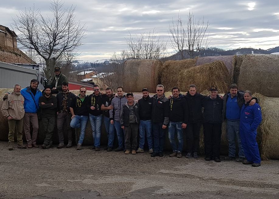 Fatti, non parole! Fieno per i terremotati