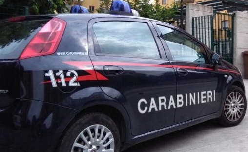 Fermato 45enne italiano in possesso di droga
