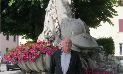 Fontana piazzale Gramsci, finalmente i fiori