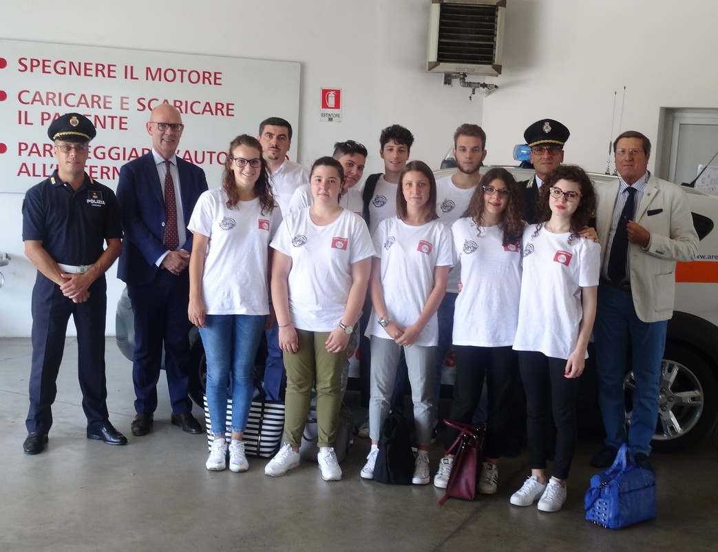 Gli studenti scoprono i rischi della strada