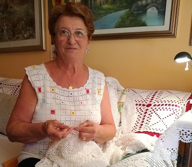 Ha realizzato 131 tovaglie per le chiese