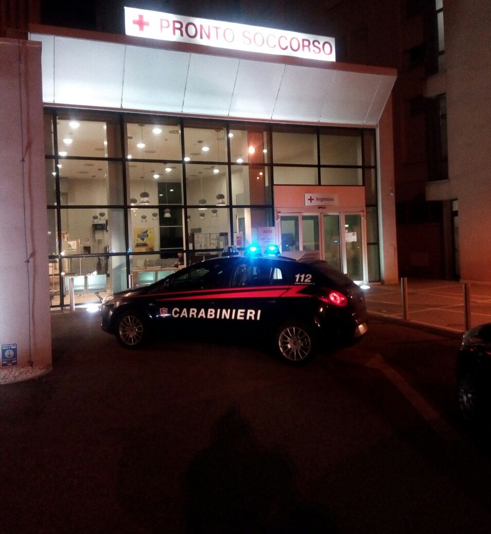 Impazzisce e uccide il compagno di stanza in ospedale