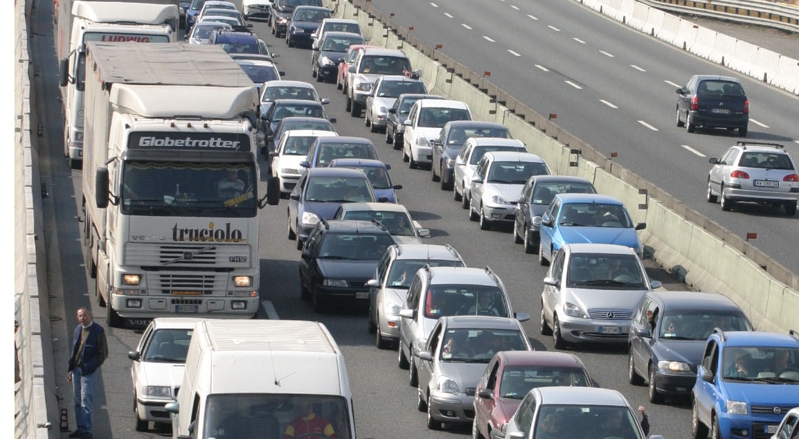 Incidente pauroso sulla A21 coinvolto un veicolo