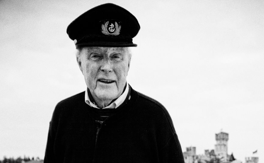 L’ultimo saluto della città a capitan Virgilio