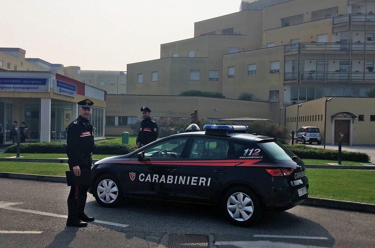 Ladro in ospedale, incastrato dalle telecamere