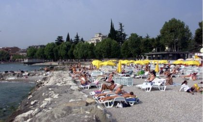 Lago d’assalto: boom di turisti nordici
