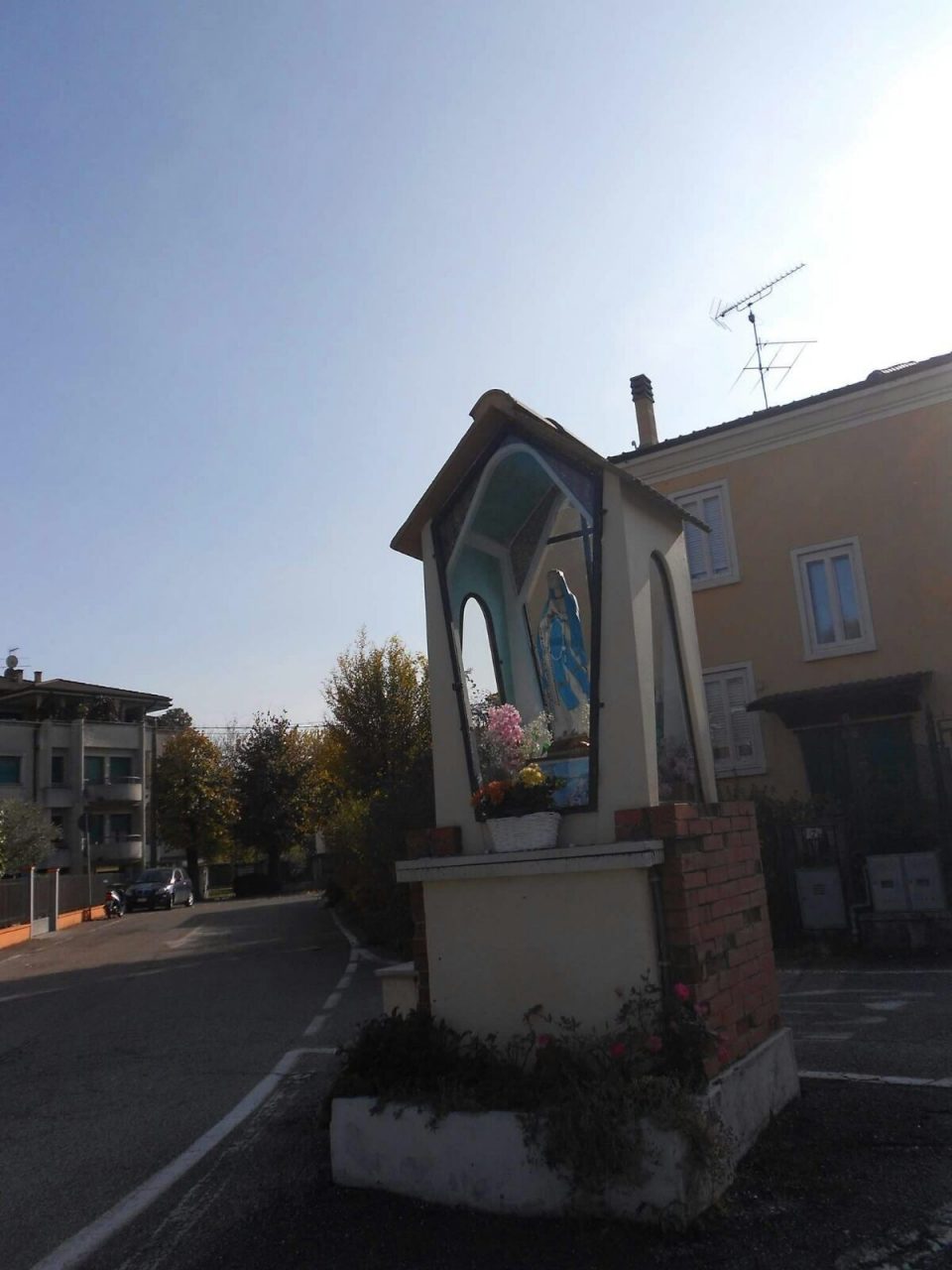 A Castel Goffredo la Vergine ha una icona in ogni quartiere