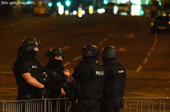 Manchester, evacuato centro commerciale