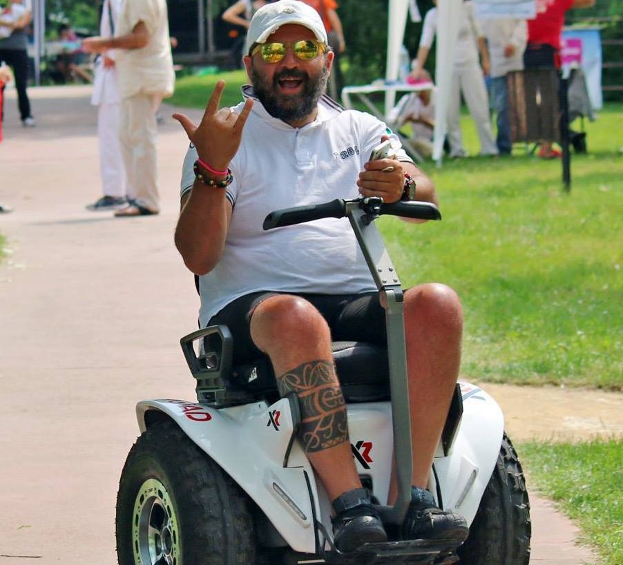 Marco Mastro Bottardi circumnavigherà il lago a nuoto