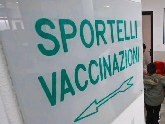Meningite, vaccinazioni in copagamento negli ospedali lombardi