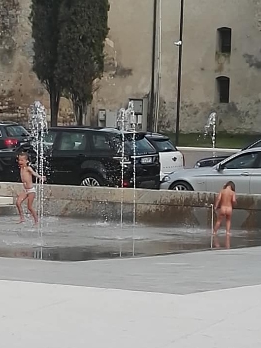 “Non usatela come piscina!”