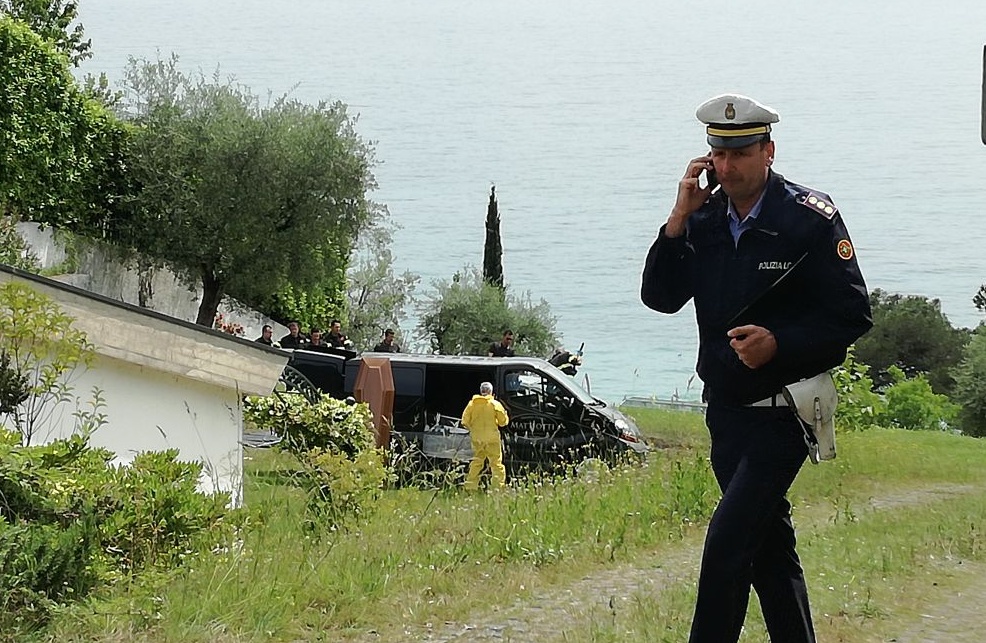 Omicidio-suicidio a Padenghe: nessuna lettera per spiegare il folle gesto