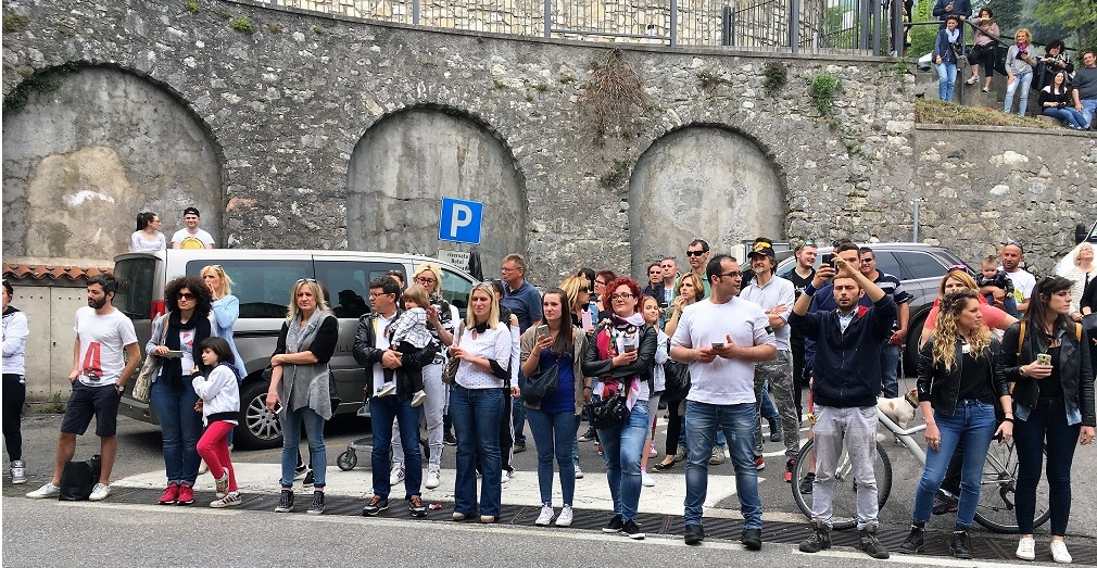 Ore di attesa per l’autografo di Vasco