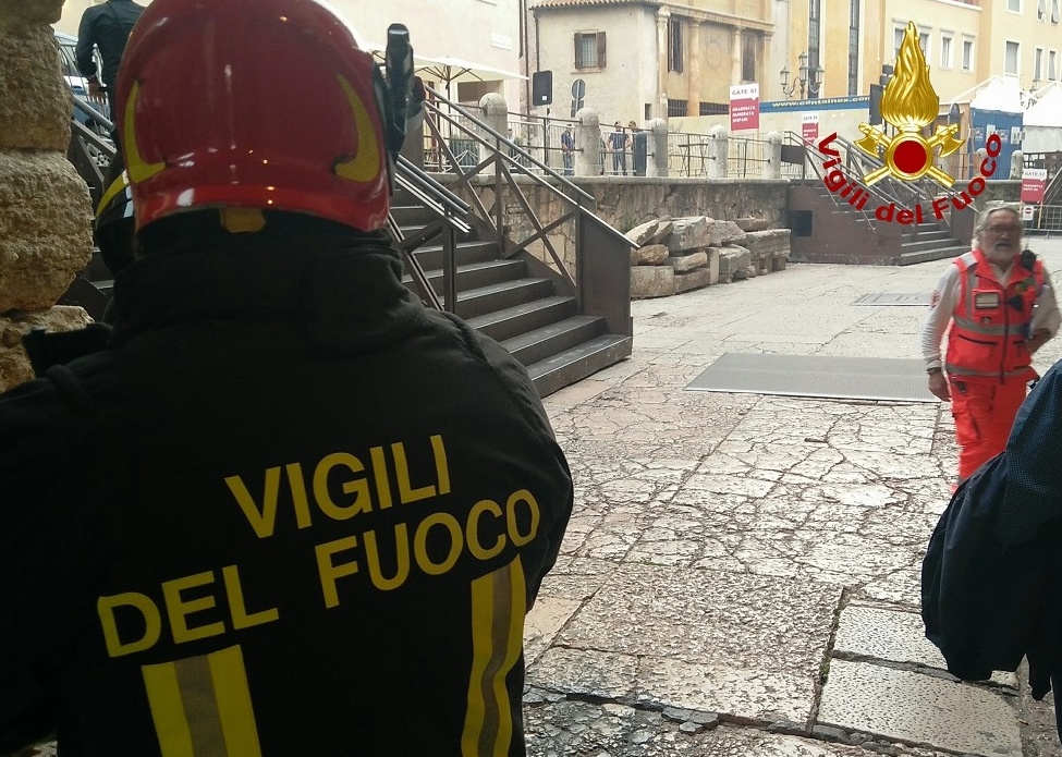 Pacco sospetto in Arena, chiusa la Bra